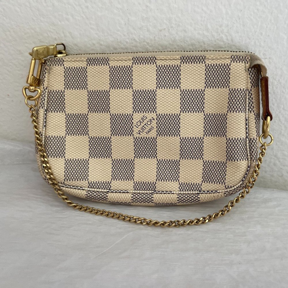 LOUIS VUITTON Damier Azur Mini Pochette Accessoires White